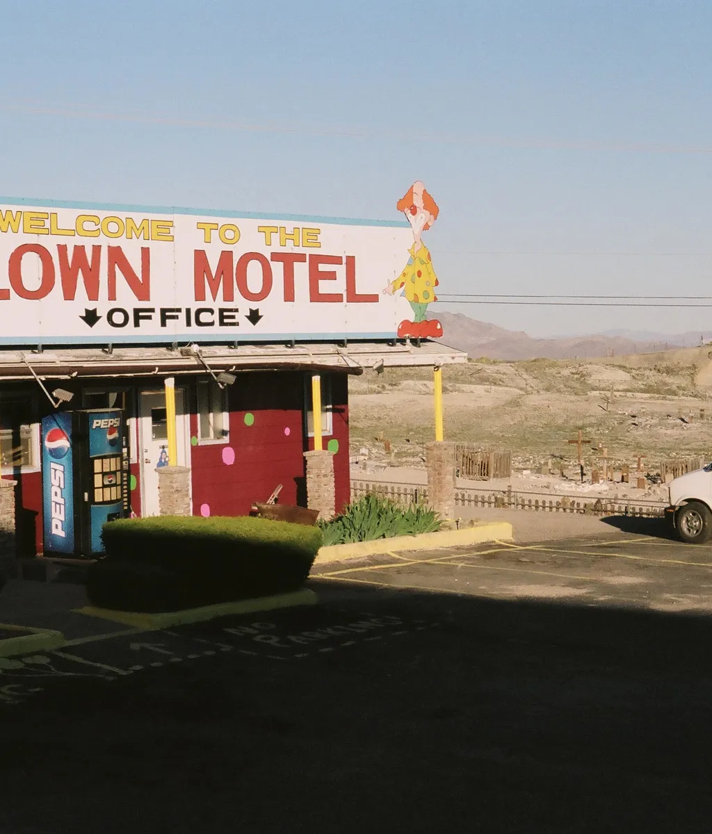 The Colourful Clientele Who Stay At America S Scariest The Face