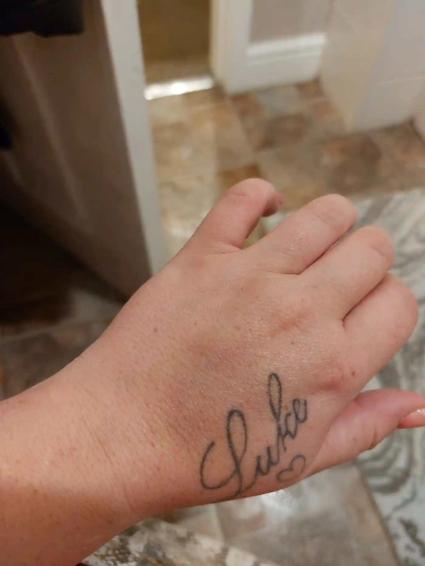 Women in the UK are reporting spiking by injection - The Face