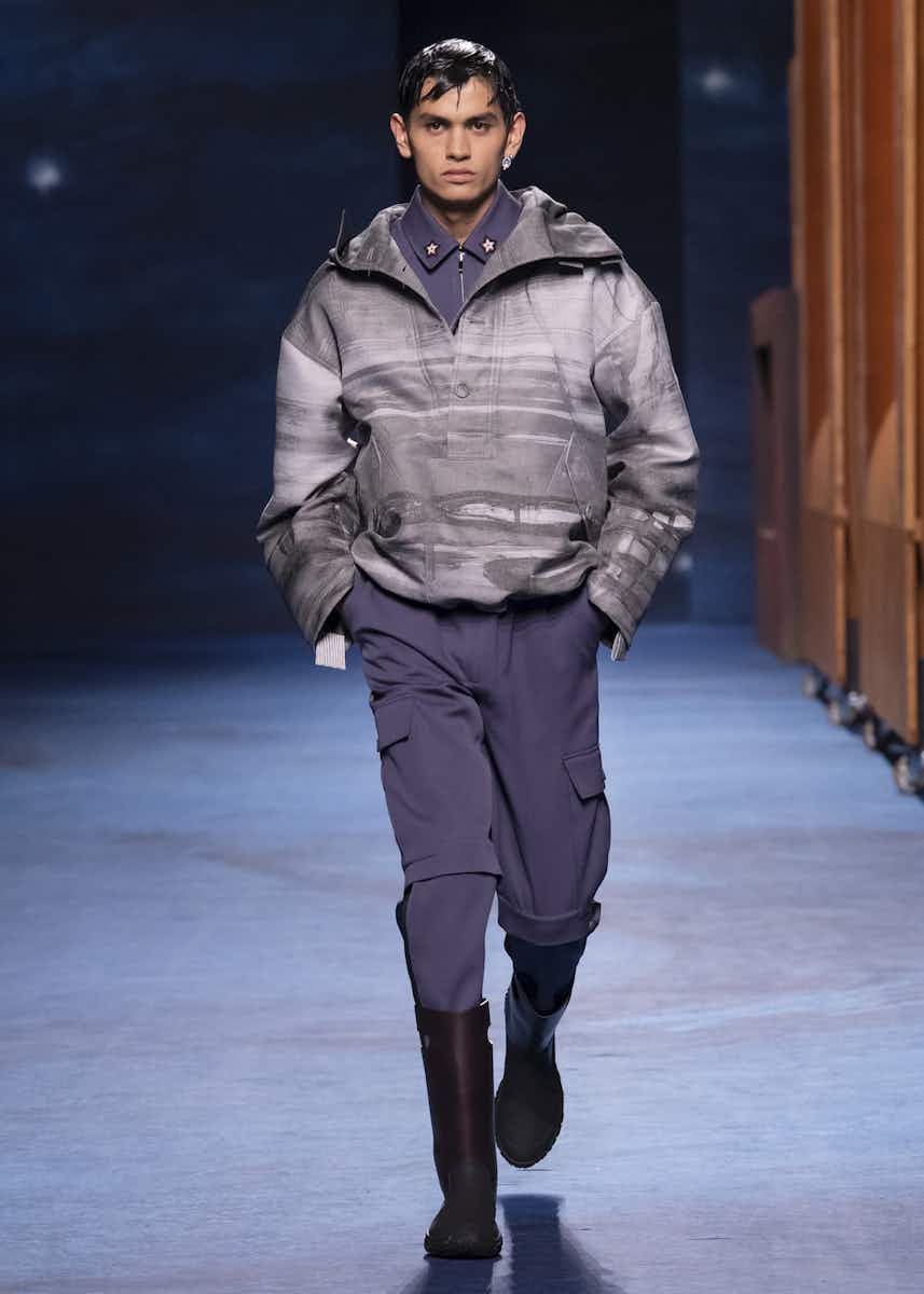 UPDATE: Kim Jones' Dior FW19 Collection Puts Artful Motifs and Proportions  in Focus