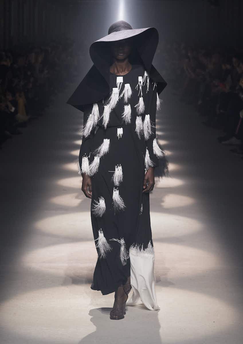 Louis Vuitton and Givenchy at Paris Fashion Week - Go Fug Yourself