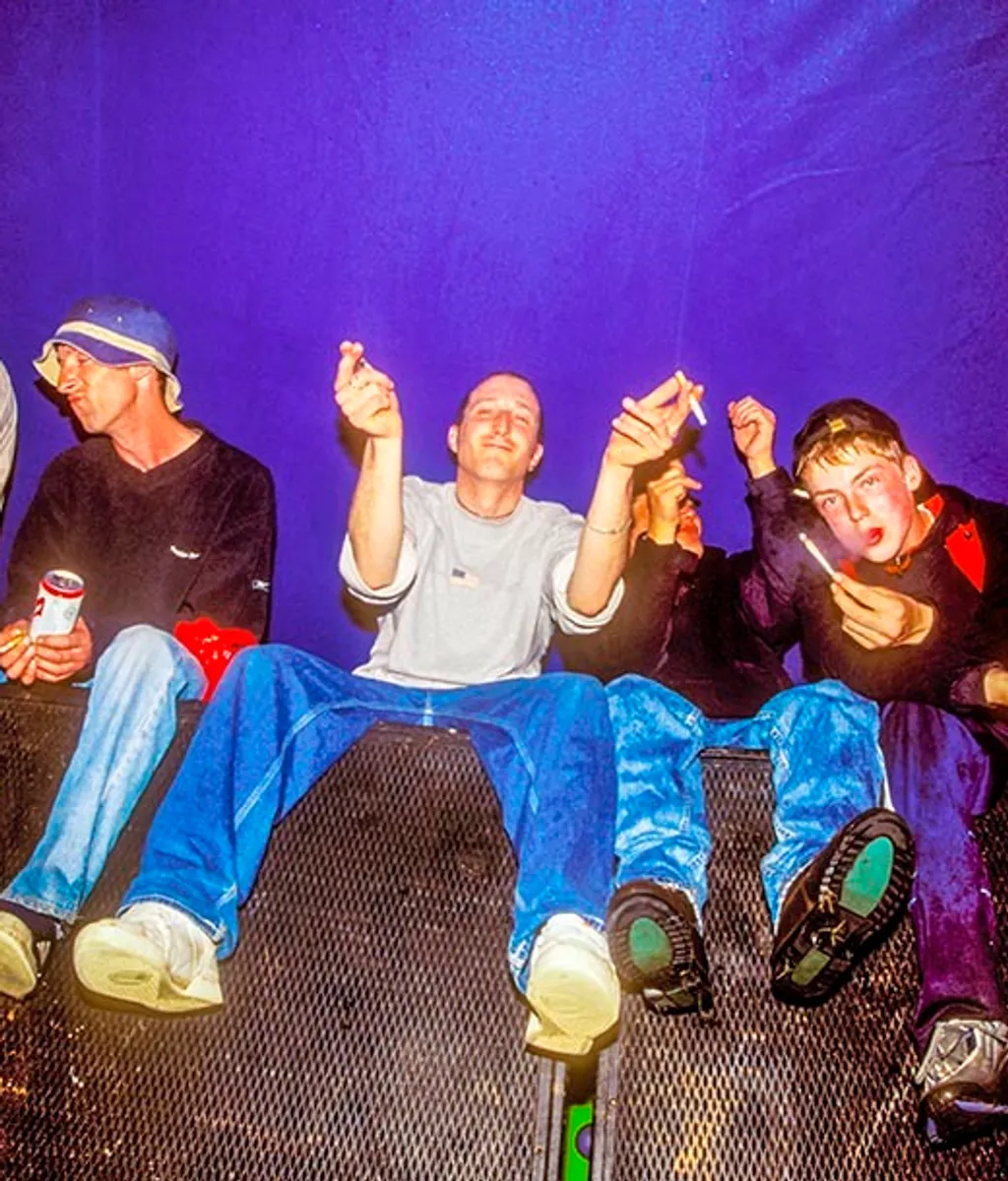 These photos show British nightlife in the early 2000s - The Face